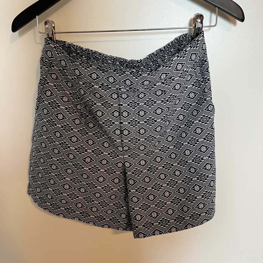 Wai Wear Men’s Shorts - Large